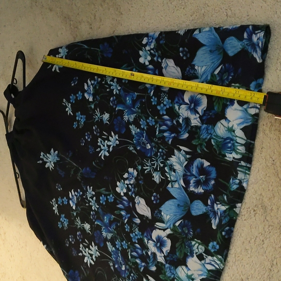 Garden Dress - Picture 4 of 5